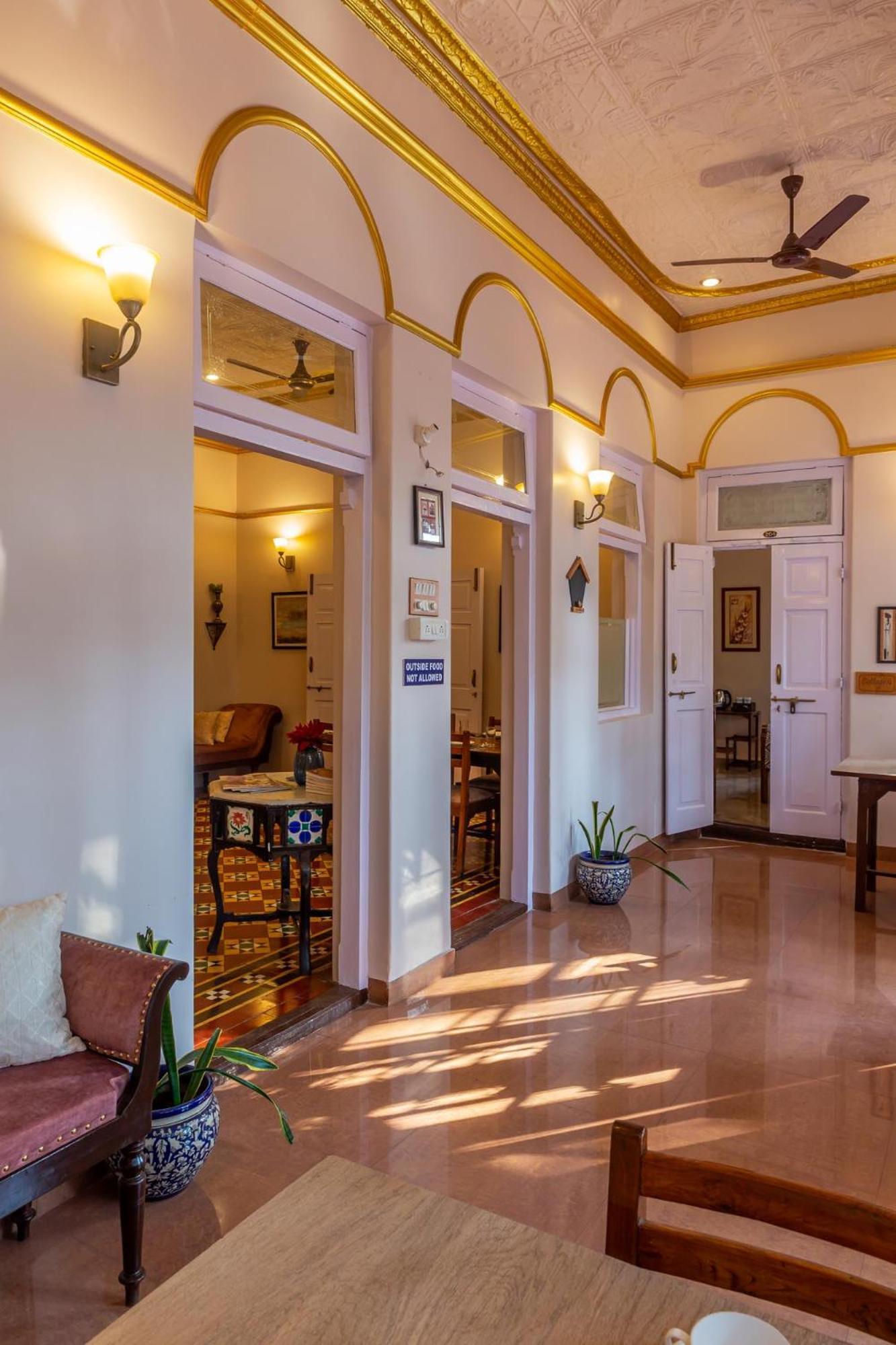 Il Palazzo Villas Pānchgani Exterior foto
